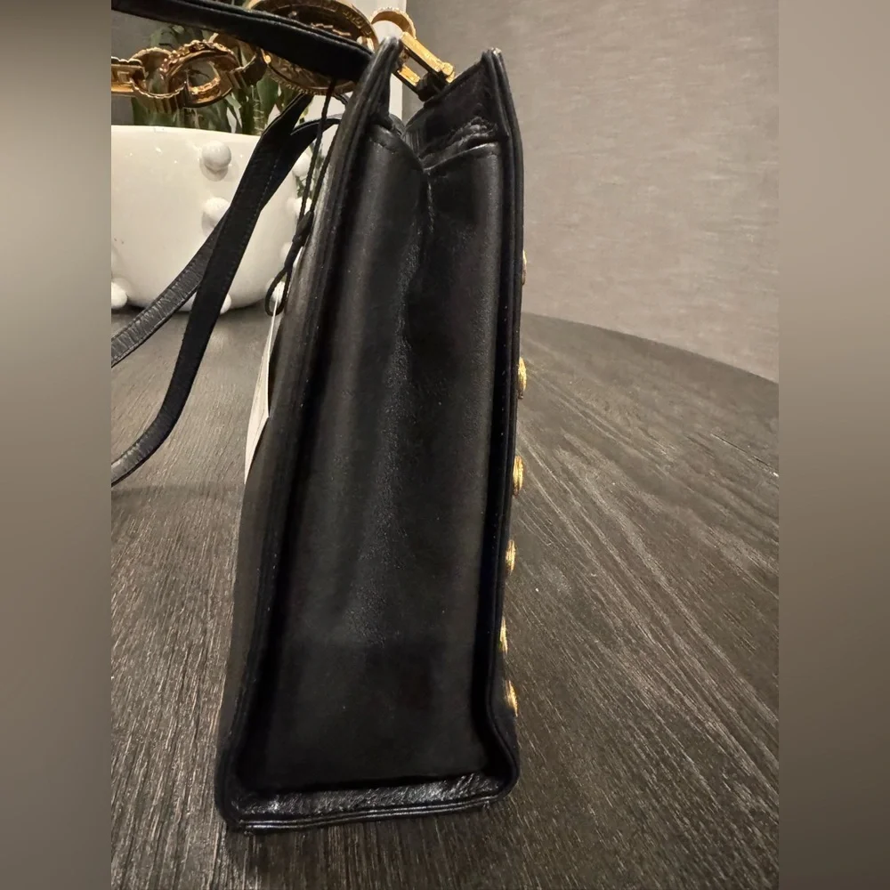 1990s Gianni Versace Couture Medallion Black leather Chain Bag - Picture 10 of 12